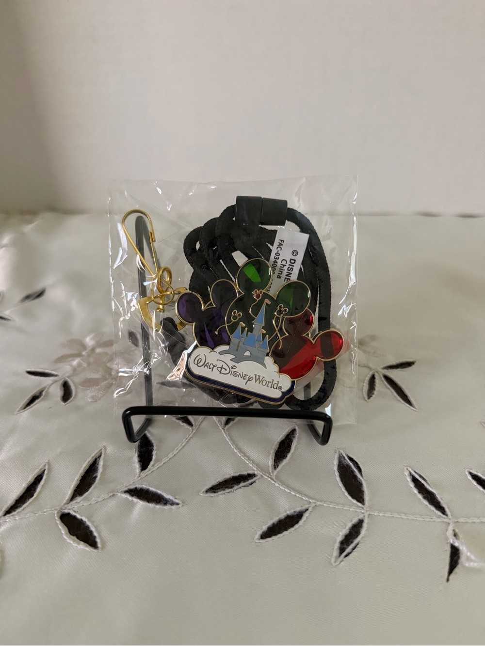 Cast Member Exclusive WDW Mickey Balloons Bolo Lanyard